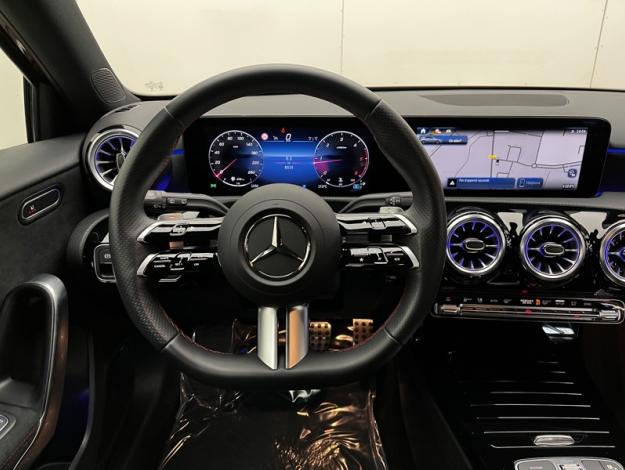 MERCEDES-BENZ Classe A 180 d AMG Line  Classe A 180 d AMG Line
