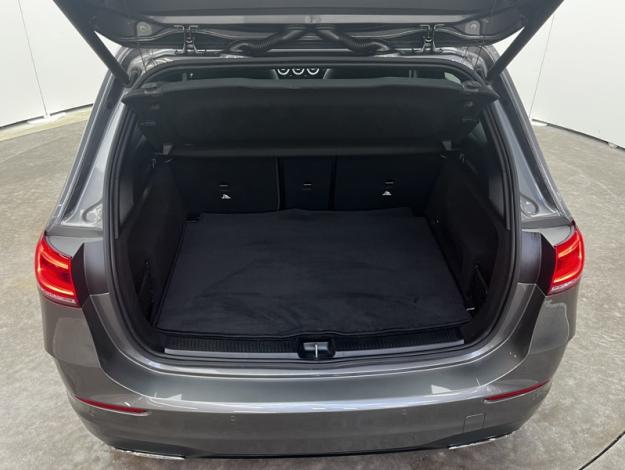 MERCEDES-BENZ Classe B 180 AMG Line Edition  