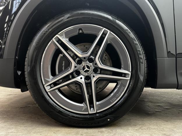 MERCEDES-BENZ GLB 200 d AMG Line  