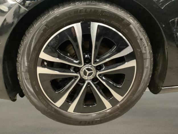 MERCEDES-BENZ A 180 d Luxury Line  