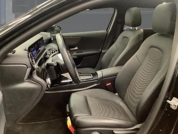 MERCEDES-BENZ A 180 d Luxury Line  