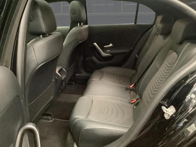 MERCEDES-BENZ A 180 d Luxury Line  
