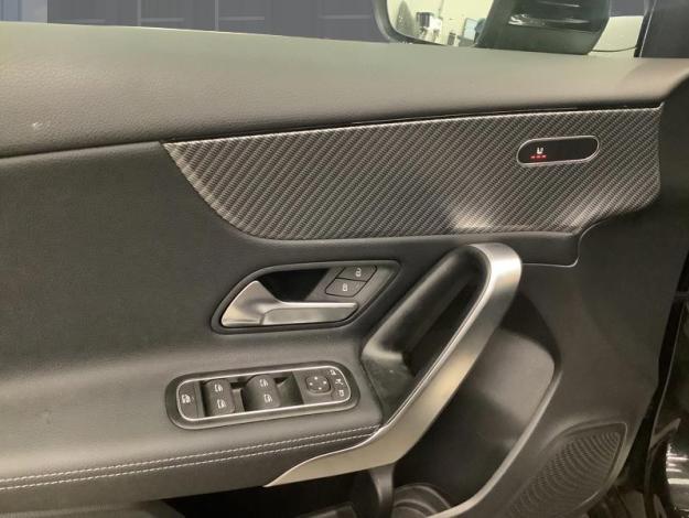 MERCEDES-BENZ A 180 d Luxury Line  