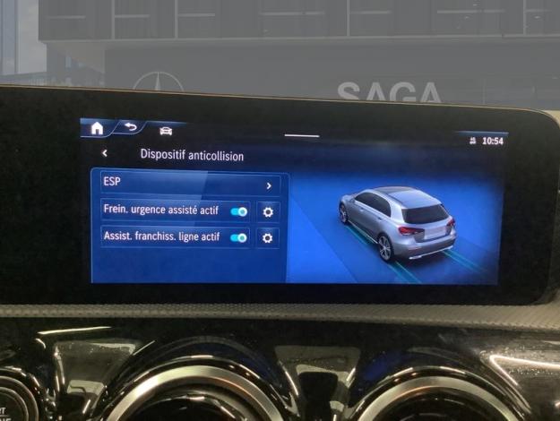 MERCEDES-BENZ A 180 d Luxury Line  