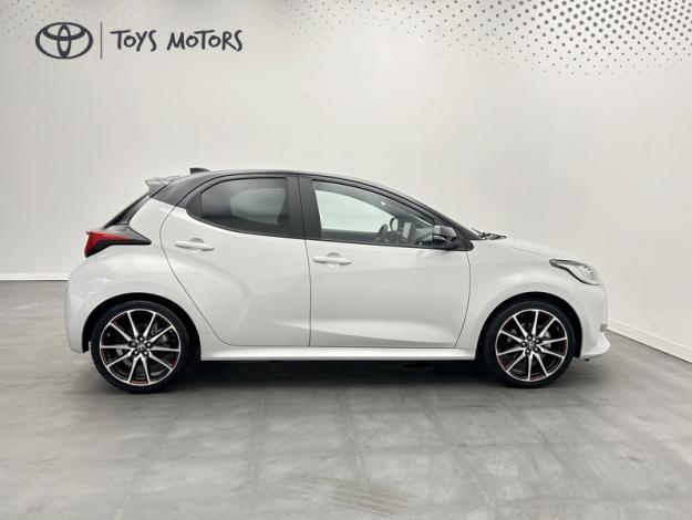 TOYOTA Yaris 116h GR SPORT  