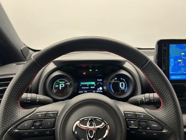 TOYOTA Yaris 116h GR SPORT  