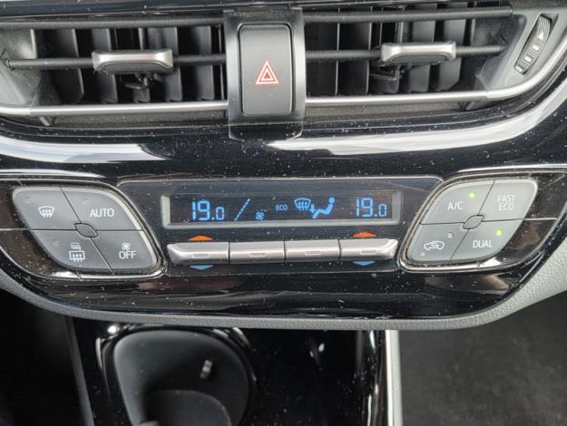 TOYOTA C-HR 122h Design  