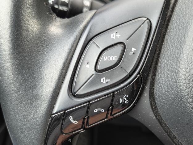 TOYOTA C-HR 122h Design  