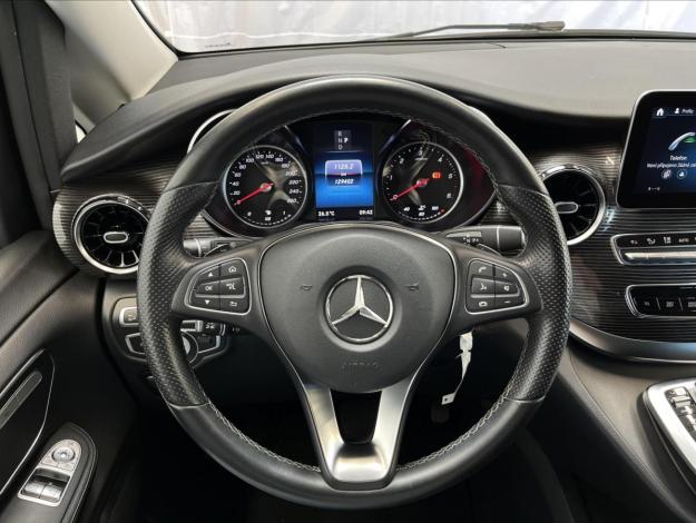 MERCEDES-BENZ Třídy V V 300 d 4MATIC AVANTGARDE  (10/26)