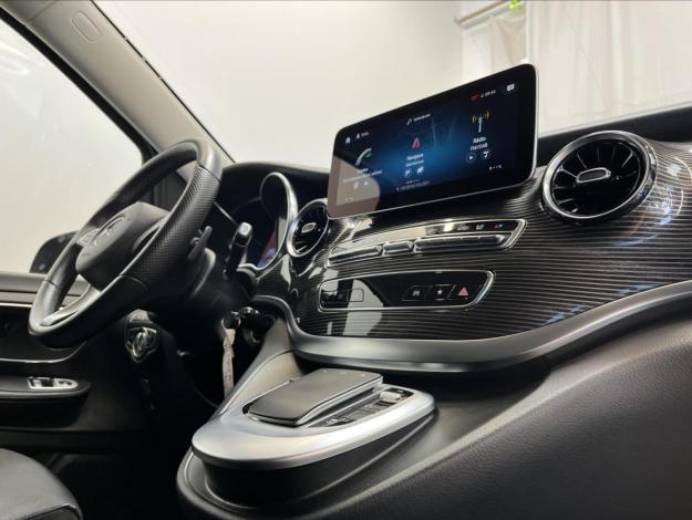 MERCEDES-BENZ Třídy V V 300 d 4MATIC AVANTGARDE  (16/26)