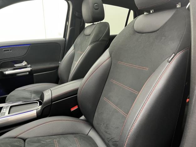 MERCEDES-BENZ EQA 250+ AMG Line  