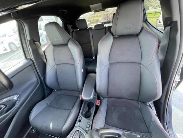 TOYOTA Yaris Hybride 130h GR SPORT  