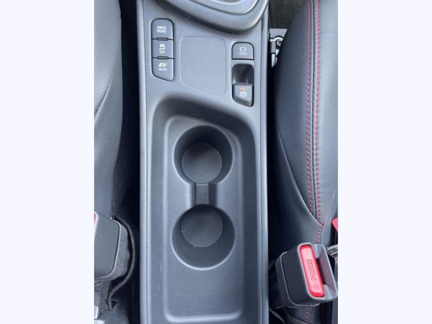 TOYOTA Yaris Hybride 130h GR SPORT  