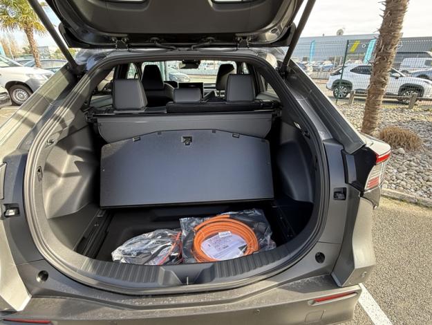 TOYOTA bZ4X bZ4X Grande Autonomie Design  