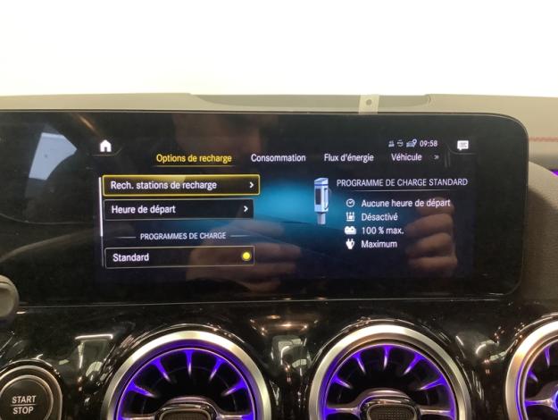 MERCEDES-BENZ EQA 250 AMG Pack Night  