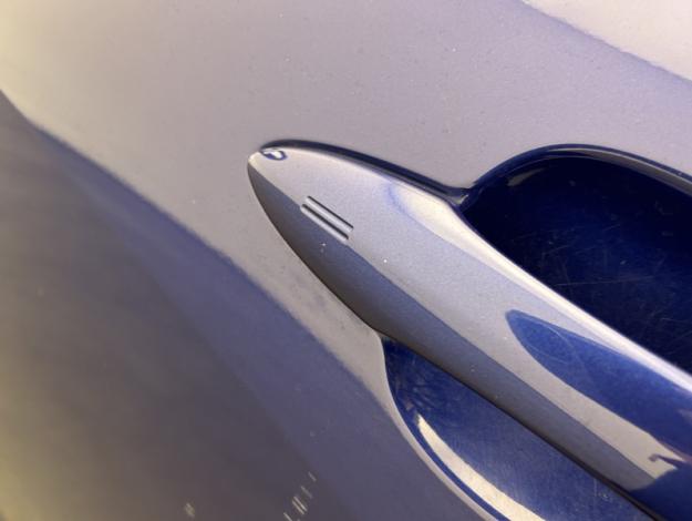 TOYOTA Yaris 116h Design  