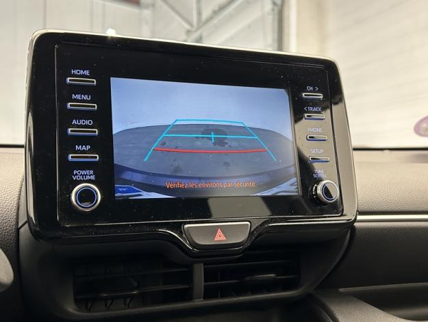 TOYOTA Yaris 116h Design  