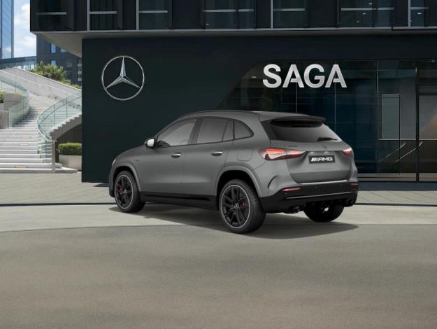 MERCEDES-BENZ GLA 35 AMG 4MATIC  