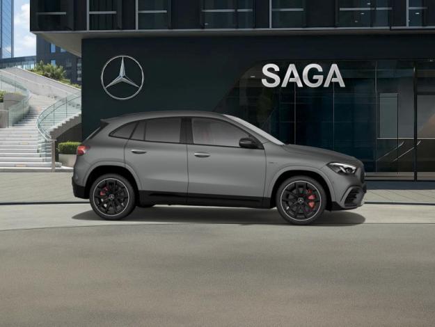 MERCEDES-BENZ GLA 35 AMG 4MATIC  