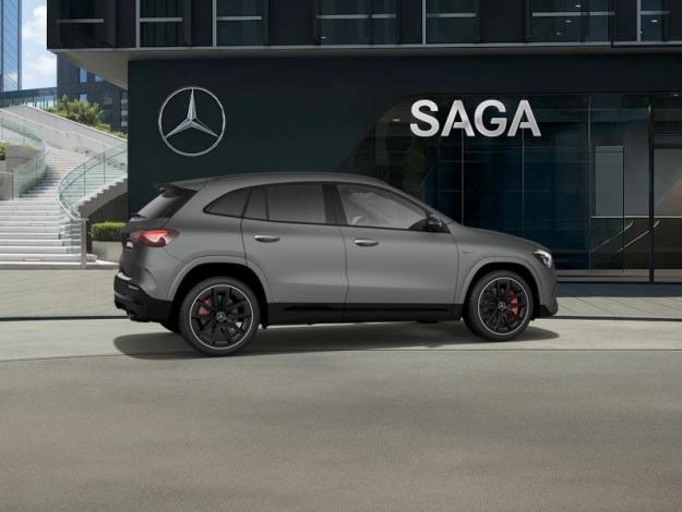 MERCEDES-BENZ GLA 35 AMG 4MATIC  