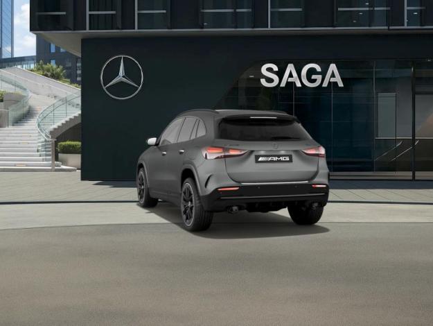MERCEDES-BENZ GLA 35 AMG 4MATIC  