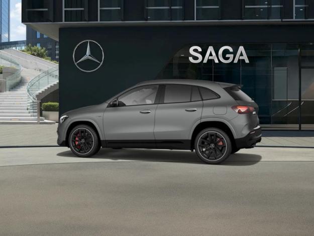 MERCEDES-BENZ GLA 35 AMG 4MATIC  