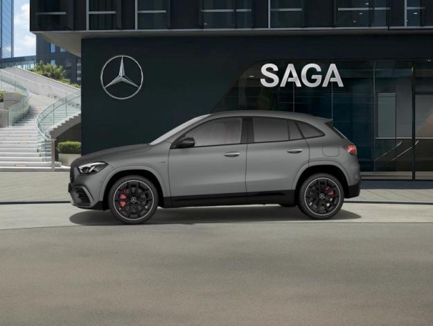 MERCEDES-BENZ GLA 35 AMG 4MATIC  