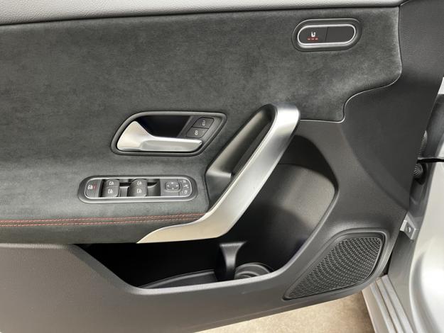 MERCEDES-BENZ Classe A 200 d AMG Line  Classe A 200 d AMG Line