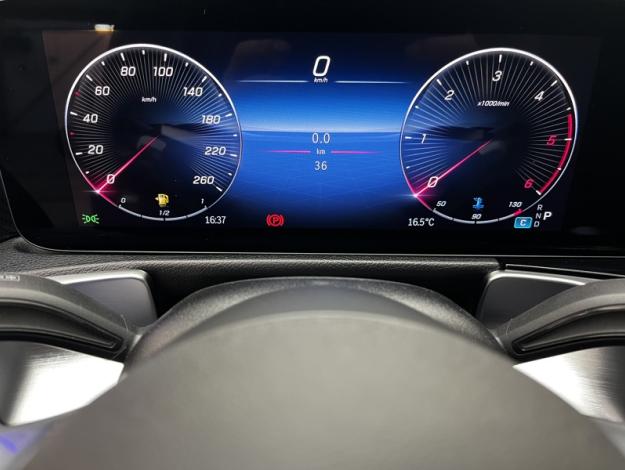 MERCEDES-BENZ GLB 200 d AMG Line  