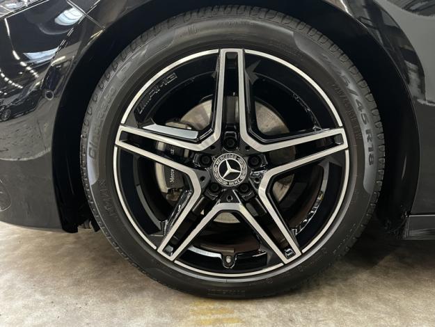 MERCEDES-BENZ Classe A 180 AMG Line  