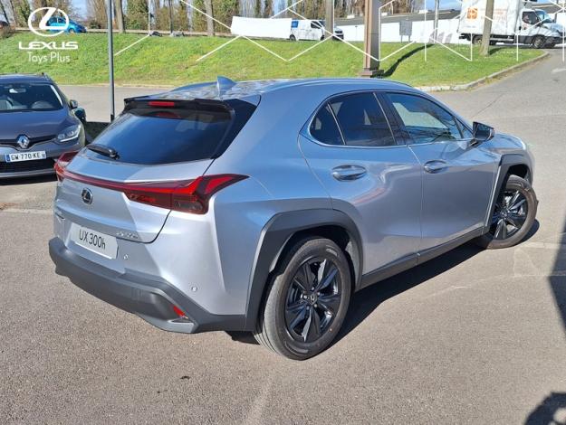 LEXUS UX 300h 2WD Luxe  UX 300H HYBRIDE 2WD MC LUXE TO TECHNO