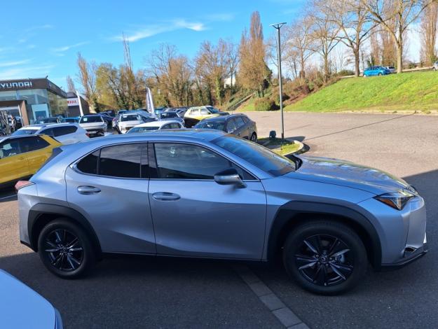 LEXUS UX 300h 2WD Luxe  UX 300H HYBRIDE 2WD MC LUXE TO TECHNO
