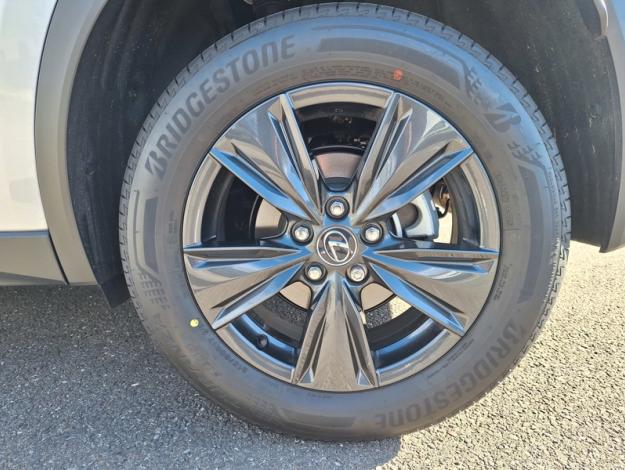LEXUS UX 300h 2WD Luxe  UX 300H HYBRIDE 2WD MC LUXE TO TECHNO