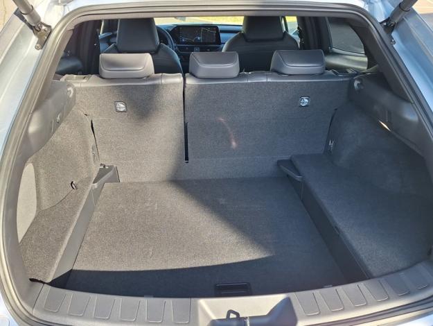 LEXUS UX 300h 2WD Luxe  UX 300H HYBRIDE 2WD MC LUXE TO TECHNO