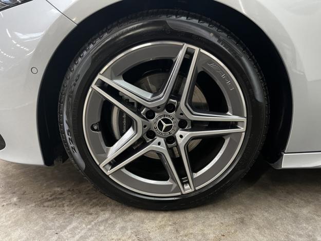 MERCEDES-BENZ Classe A 200 d AMG Line  Classe A 200 d AMG Line