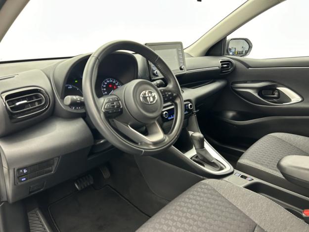 TOYOTA Yaris 116h Dynamic  
