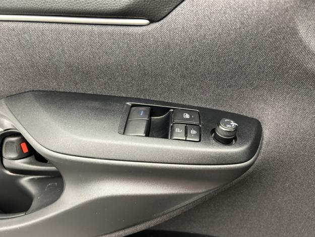 TOYOTA Yaris 116h Dynamic  