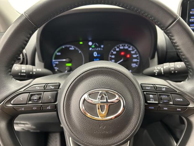TOYOTA Yaris 116h Dynamic  