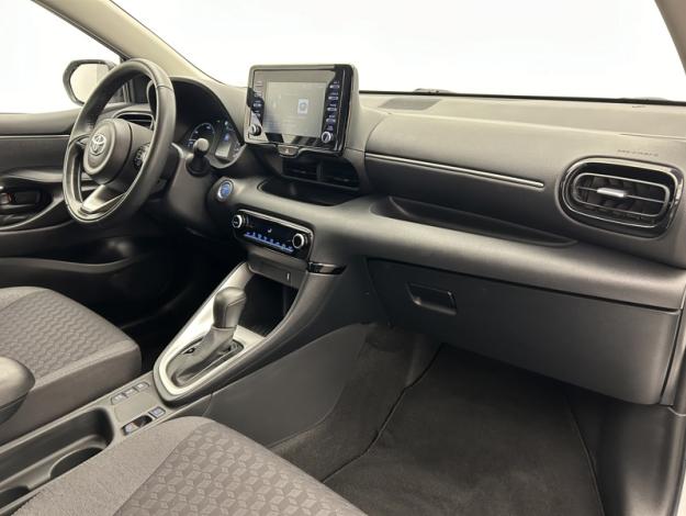 TOYOTA Yaris 116h Dynamic  