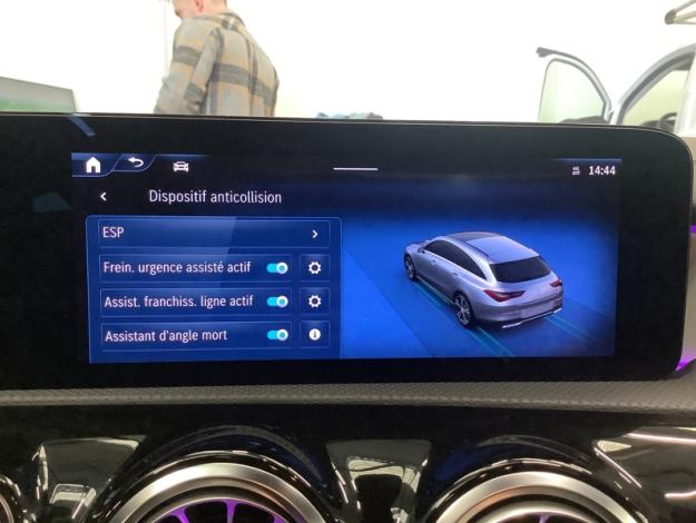 MERCEDES-BENZ CLA 250 e Shooting Brake AMG Line Pano  