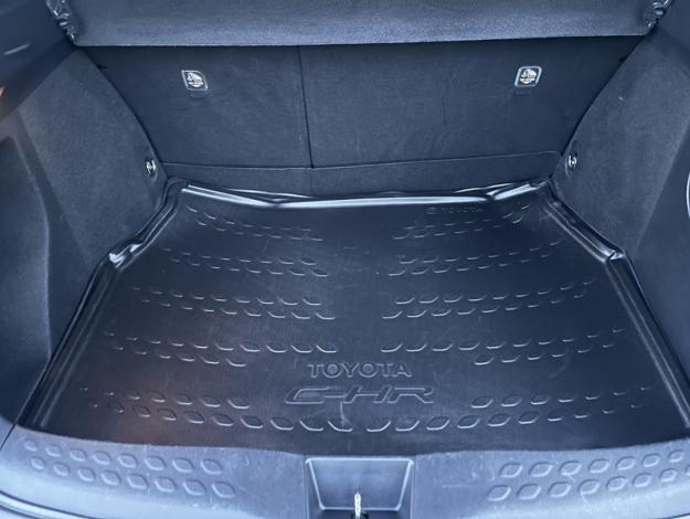 TOYOTA C-HR 1.8 HYBRIDE 122 GRAPHIC  