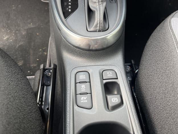 TOYOTA Aygo X Hybride 116h GR Sport  AYGO X CROSSOVER 116H GR SPORT JBL VD MC26