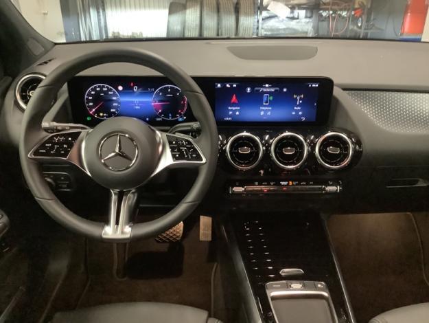 MERCEDES-BENZ B-Klasse B 180 d