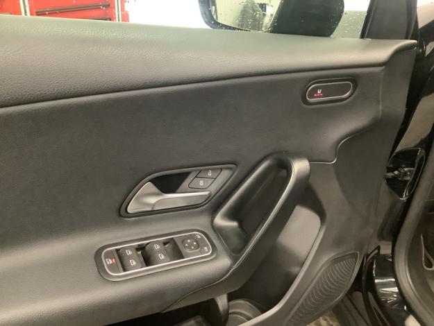 MERCEDES-BENZ A-Klasse A 180