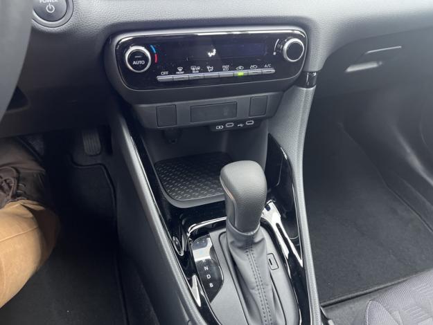 TOYOTA Yaris Hybrid Design  1.5 116 ch 