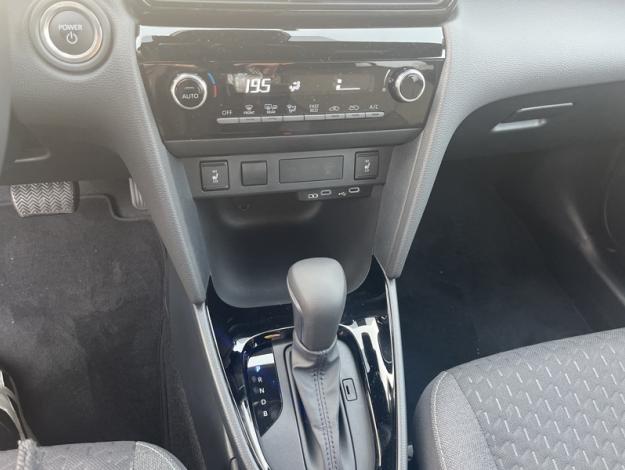 TOYOTA Yaris Cross Hybrid 2WD Design   