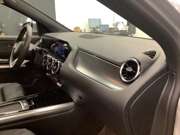 MERCEDES-BENZ GLA-Klasse GLA 180 Off-Roader