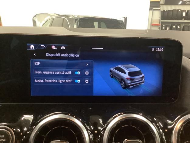 MERCEDES-BENZ GLA-Klasse GLA 180 Off-Roader