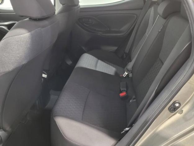 TOYOTA Yaris Design 120   