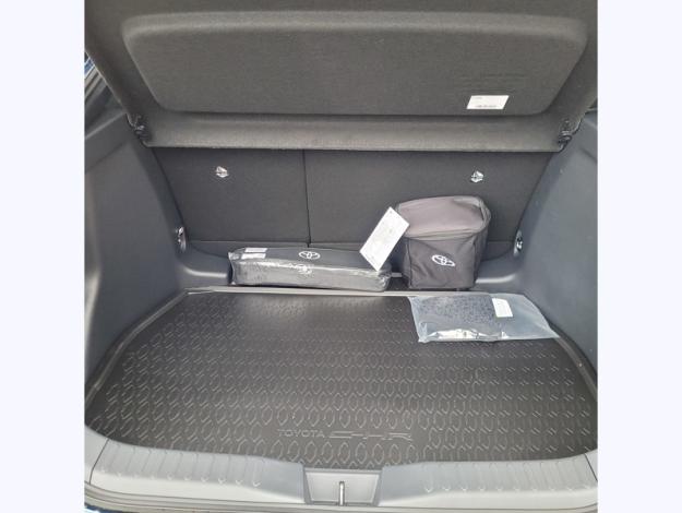 TOYOTA C-HR 1.8 Hybride 140 Graphic  C HR HYBRIDE 140 GRAPHIC MY26